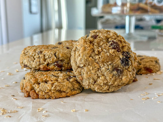 Oat So Lovely | Oatmeal Raisin Cookie